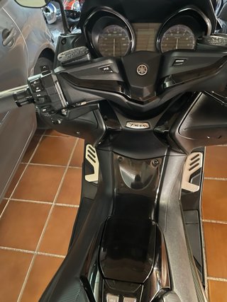 Yamaha T MAX 530 2018 - 15.900 km