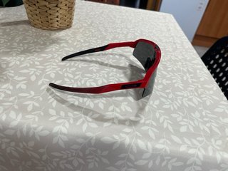 Gafas Oakley Sutro Lite Rojas