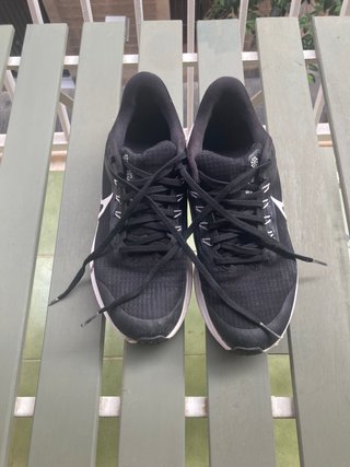 Zapatillas Nike Running Negras y Blancas