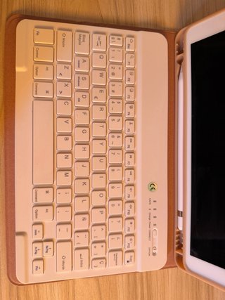Funda y Teclado Inalámbrico para iPad