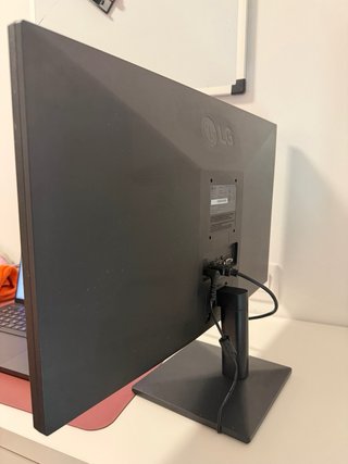 Pantalla LG 24'' Negra