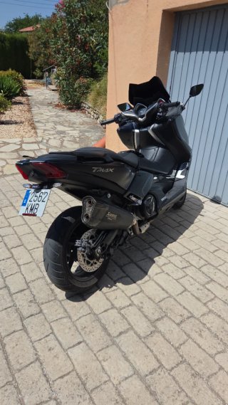Yamaha TMAX 530 DX Akra