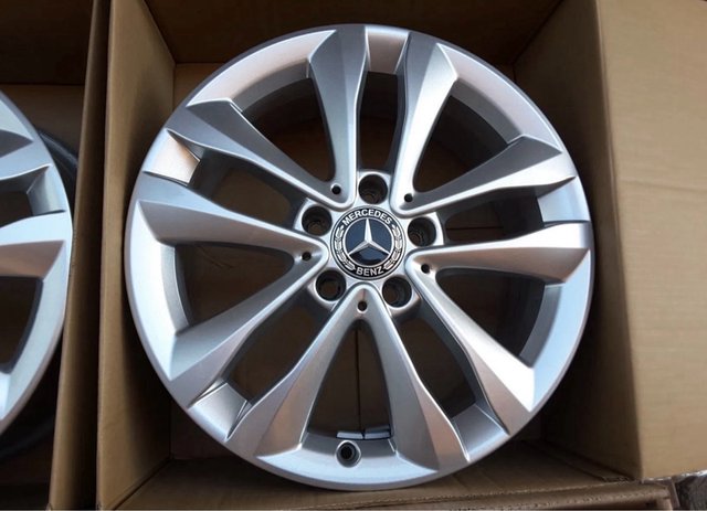 Llantas ORIG. Mercedes Vito Viano W639 W447 en 17”