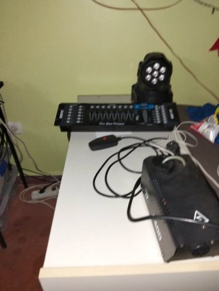 Altavoces y Focos Discoteca