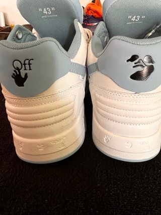 Zapatillas Off White Blancas y Azules