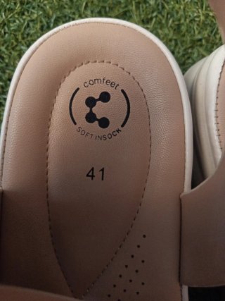 Sandalias Beige Talla 41
