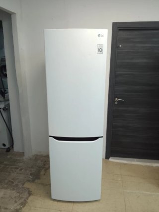 Nevera combi LG 1.90m con garantía