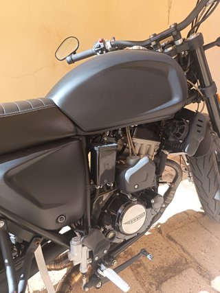 Moto 125cc Swm Outlaw 2024