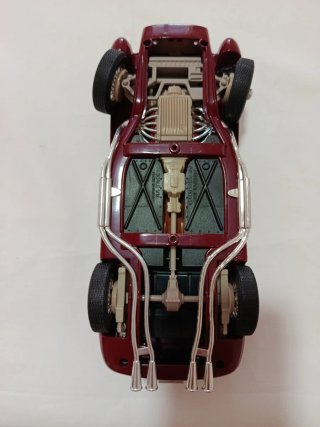Maqueta Ferrari 250 Testa Rossa 1:18