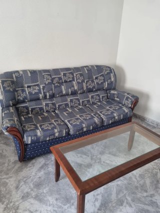 Mueble de comedor de madera