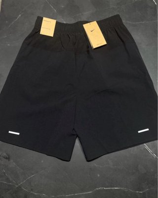 Pantalón Nike corto Negro Nuevo con Etiqueta