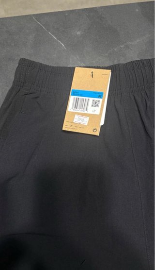 Pantalón Nike corto Negro Nuevo con Etiqueta