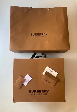 Cazadora Burberry Negra Talla M