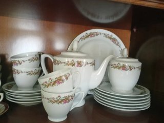 Juego de té porcelana floral