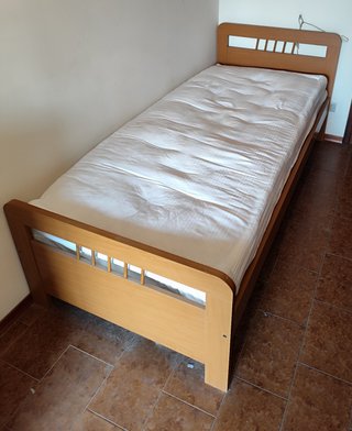Letto singolo, stile moderno