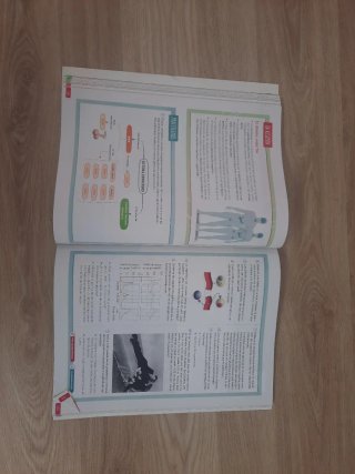 Biología y Geología. 3 Secundaria. Revuela. Cas...