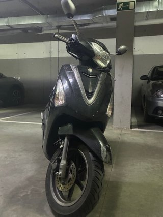 Yamaha Delight Negra Scooter
