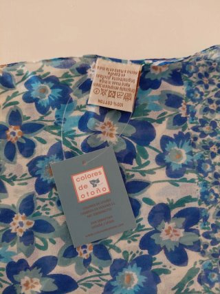 Fular 100% algodón con estampado floral azul