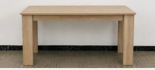 Mesa de comedor color pino