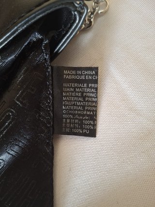 Bandolera Love Moschino negra con detalle plateado