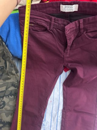 Pantalón largo morado Stradivarius mujer