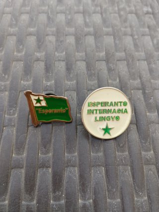 Lote insignias Esperanto idioma internacional libe
