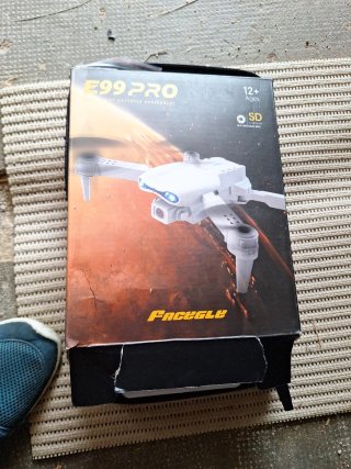 Dron Plegable Negro con Mando
