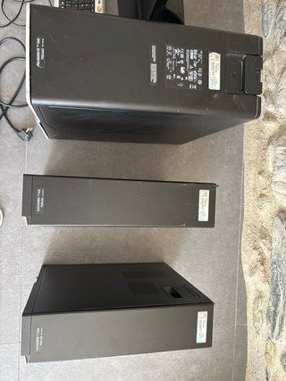 Monitores, Torres, Teclados y Cables - Ordenador