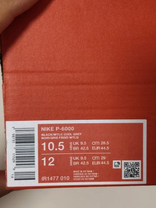 T44,5 Nike P-6000