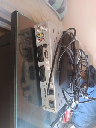 Receptor Satélite Digital Boston DVB-4500