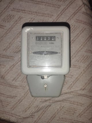 Contador Eléctrico Monofásico Antiguo