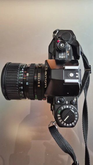 Canon A-1 Cámara Analógica + Flash Sunpak
