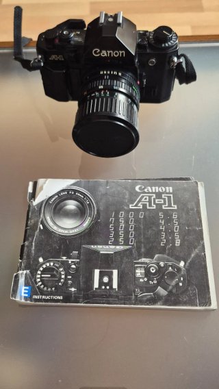 Canon A-1 Cámara Analógica + Flash Sunpak