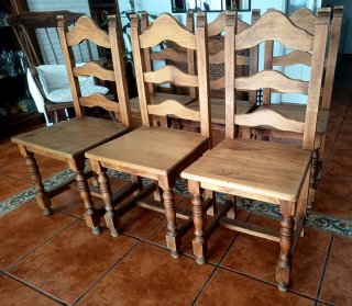 Sillas de madera maciza (6 unidades) muy cuidadas