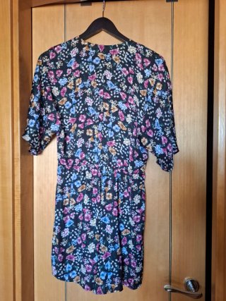 Mono floral negro talla M