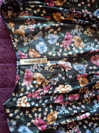 Mono floral negro talla M