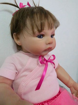 Bebé Reborn realista,echa a mano.