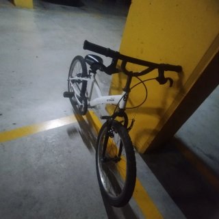 Bicicleta infantil blanca BTWIN