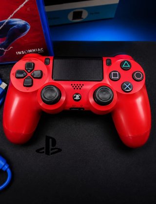 PS4 Slim 500GB Negra + Spider-Man + Mando Rojo