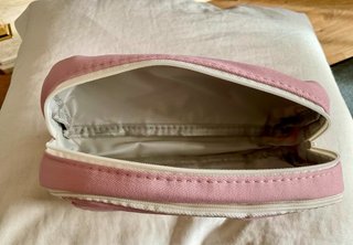 Estuche escolar/bolsa de aseo, a estrenar