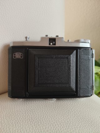Zeiss Ikon Nettar 518/16.  Funcional con funda.