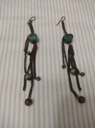 Pendientes largos dorado viejo y verde azulado