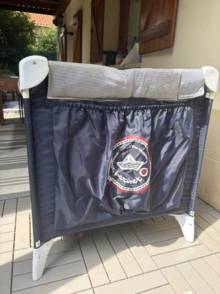 Cuna de viaje plegable
