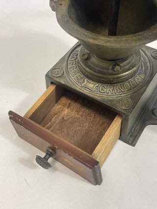 Molinillo de café vintage 1950