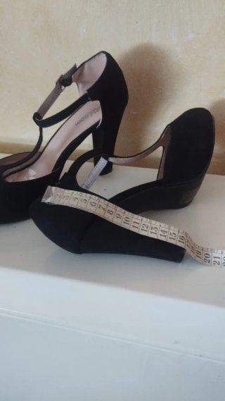 Zapatos de tacón negros