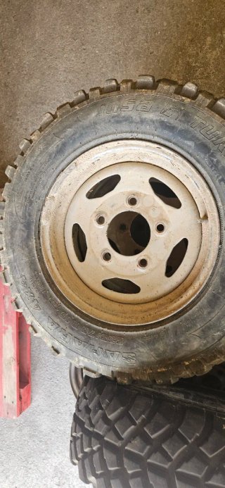 Neumáticos llantas Land Rover Discovery 235/70 R16