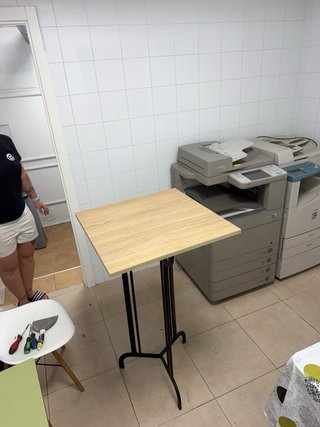 Mesa alta madera y metal
