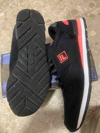 Zapatillas Fila Negras Talla 42