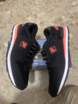 Zapatillas Fila Negras Talla 42