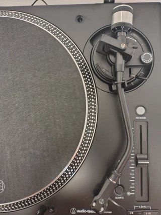 Tocadiscos Audio-Technica LP140XP Negro